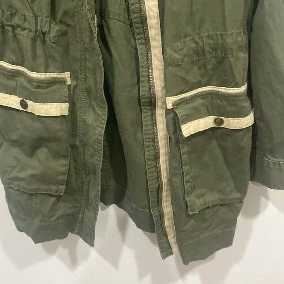 Women’s green jacket size small - Picture 5 of 6